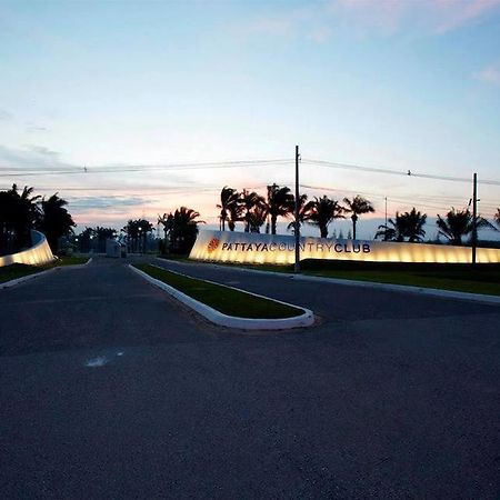 Pattaya Country Club & Resort Esterno foto