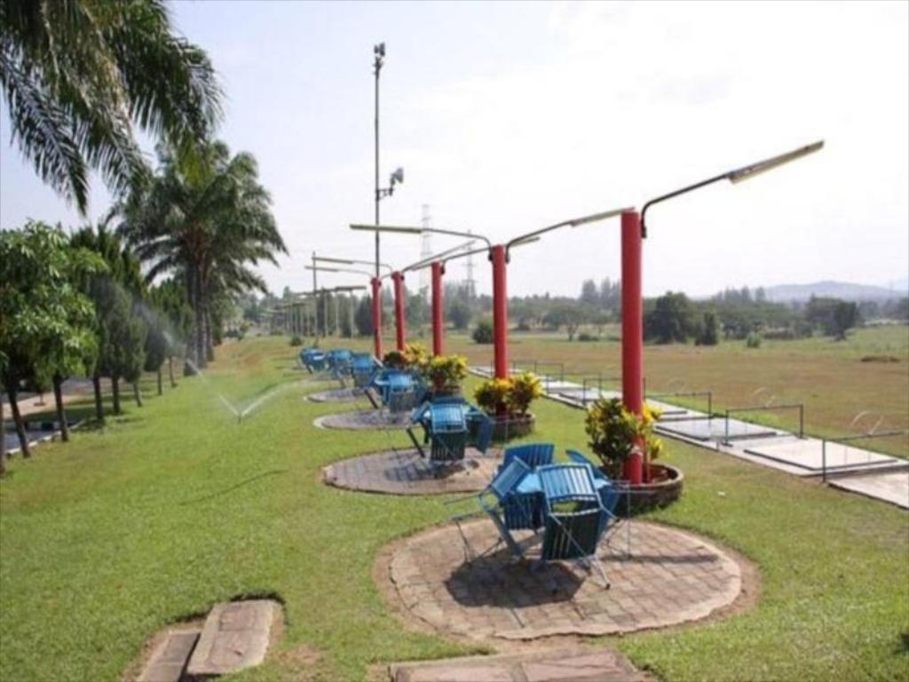 Pattaya Country Club & Resort Esterno foto