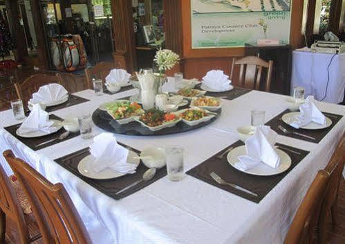 Pattaya Country Club & Resort Esterno foto