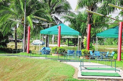 Pattaya Country Club & Resort Esterno foto